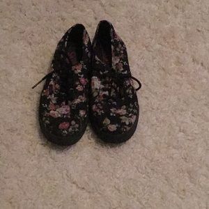 Floral vans